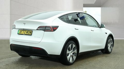 Tesla Model Y Dual Motor Long AF72WDW White #4