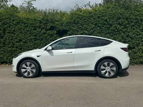 Tesla Model Y Dual Motor Long AF72WDW White #5