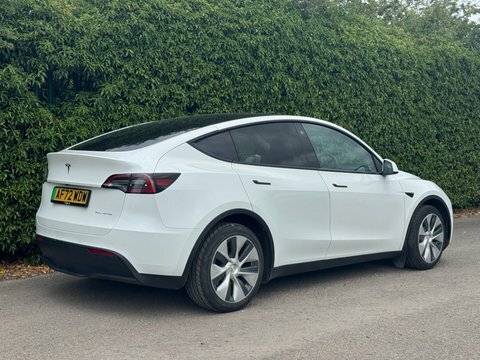Tesla Model Y Dual Motor Long AF72WDW White #3