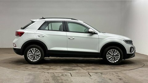 Volkswagen T-Roc 1.5 Tsi Life CA72ZHK White #2