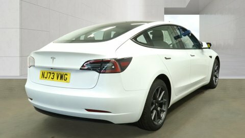 Tesla Model 3 Saloon 4dr Electric NJ73VWG White #4