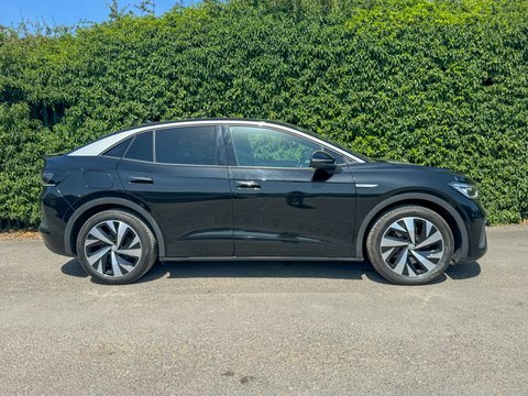 Volkswagen ID.5 Pro Performance 77Kwh CK72ZPD Black #4