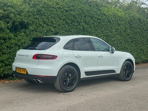 Porsche Macan 3.0 V6 S DG66OYK White #4