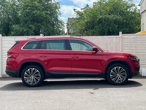 Skoda Kodiaq 1.5 Tsi Act OV22XVF Red #6