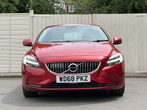 Volvo V40 1.5 T3 Gpf WD68PKZ Red #3