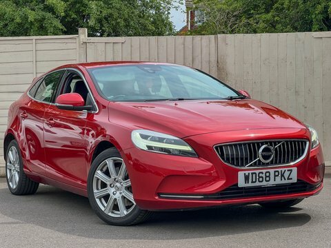 Volvo V40 1.5 T3 Gpf WD68PKZ Red #4