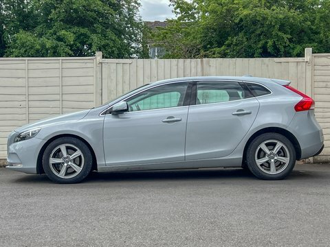 Volvo V40 1.6 D2 R-design 113 Bhp Blue #7
