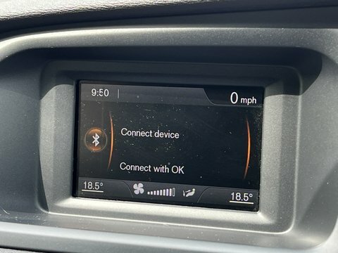 Volvo V40 1.6 D2 R-design 113 Bhp Blue #26