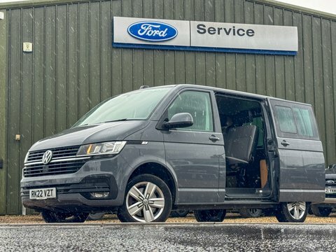 Volkswagen Transporter Crew Cab RK22VZT Grey