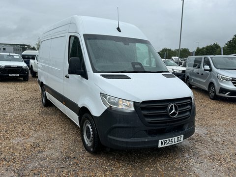Mercedes-Benz Sprinter Mwb L2h2 KR25LDZ White #4