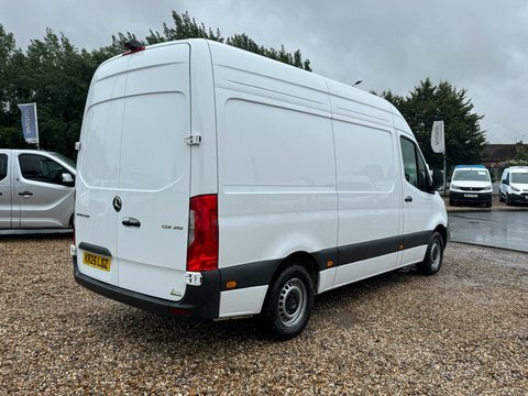 Mercedes-Benz Sprinter Mwb L2h2 KR25LDZ White #6