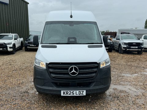 Mercedes-Benz Sprinter Mwb L2h2 KR25LDZ White #3