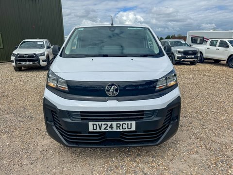 Vauxhall Vivaro Lwb L2h1 Low DV24RCU White #3