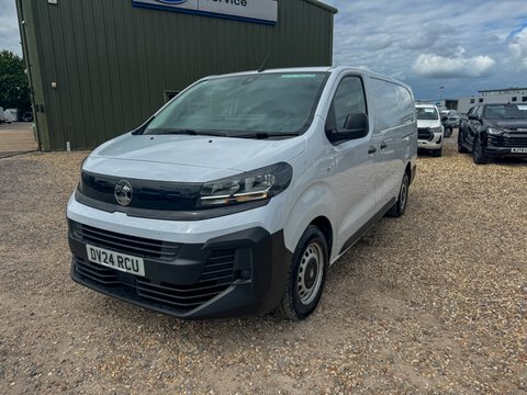 Vauxhall Vivaro Lwb L2h1 Low DV24RCU White #2