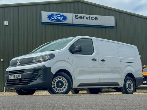 Vauxhall Vivaro Lwb L2h1 Low White