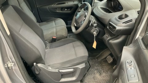 Peugeot Partner 1.5 Partner Professional L1 Blue Hdi White #9