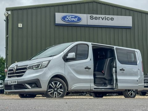Renault Trafic Crew Cab Grey