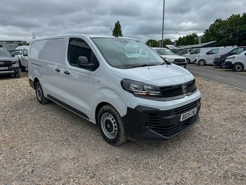 Vauxhall Vivaro Lwb L2h1 Low BD25CMO White #4