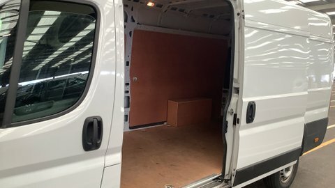 Citroen Relay 2.2 Bluehdi 140 H2 Van Enterprise White #8