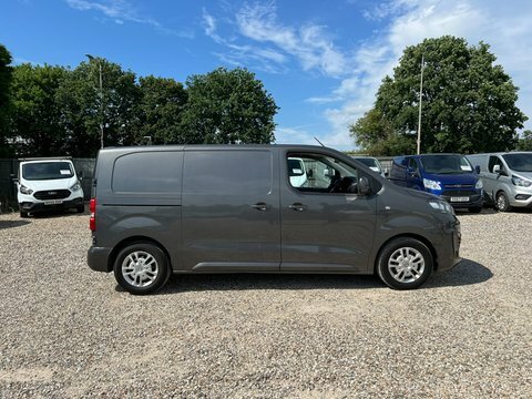 Vauxhall Vivaro Swb L1h1 Low DY69LHG  #2