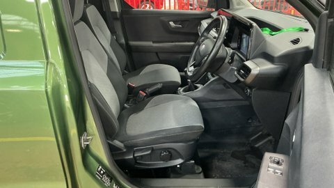 Ford Transit Courier 1.0 Ecoboost Limited 100Ps Van 6 Speed Manu Black #9