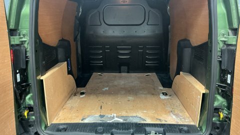 Ford Transit Courier Swb L1h1 Green #5