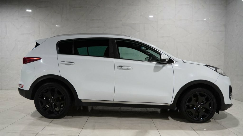 Kia Sportage Suv GC17HWH White #5