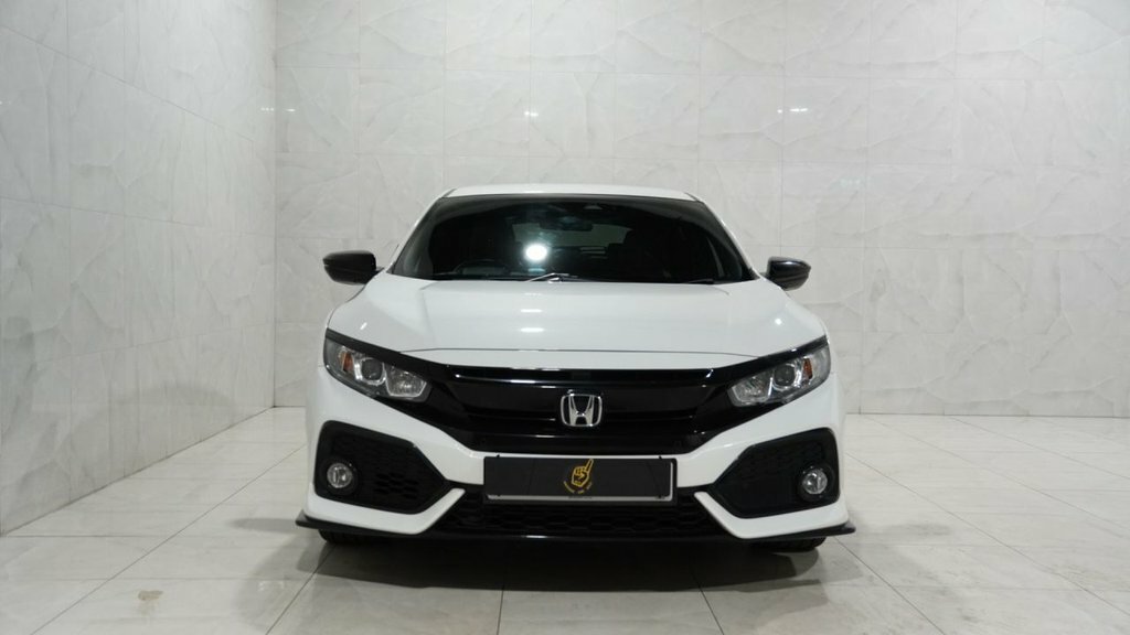 Honda Civic 1L Sport Line DA69XWU White #5