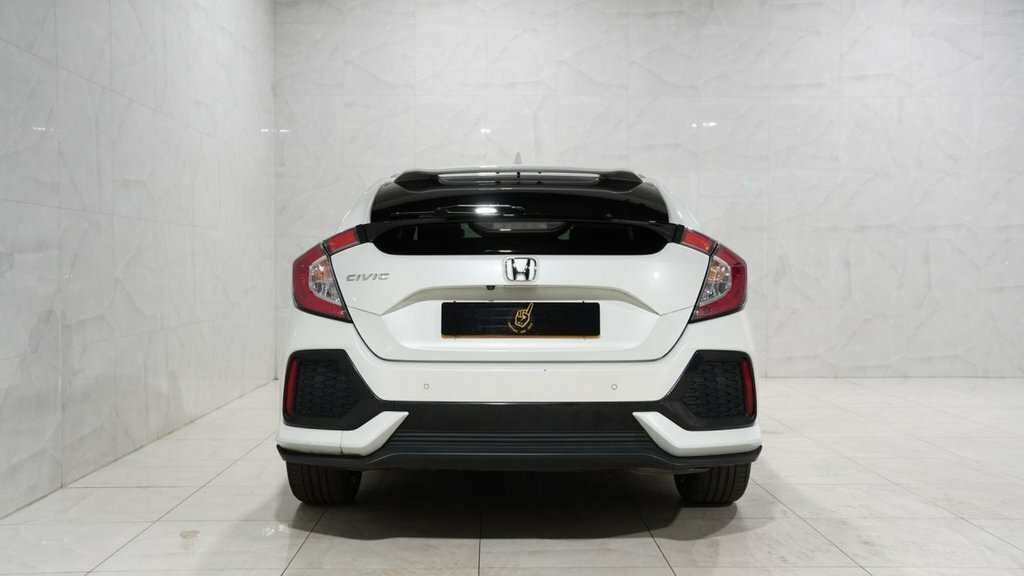 Honda Civic 1L Sport Line DA69XWU White #6