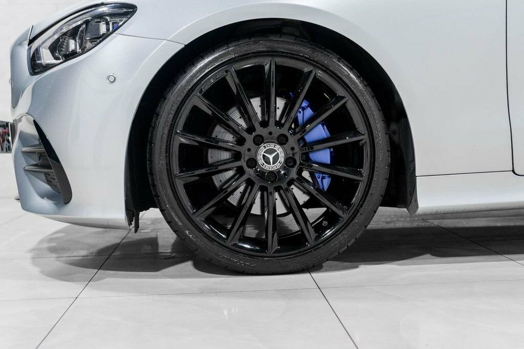 Mercedes-Benz E Class 2L Null Black #32