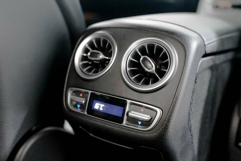Mercedes-Benz E Class 2L Null Black #9
