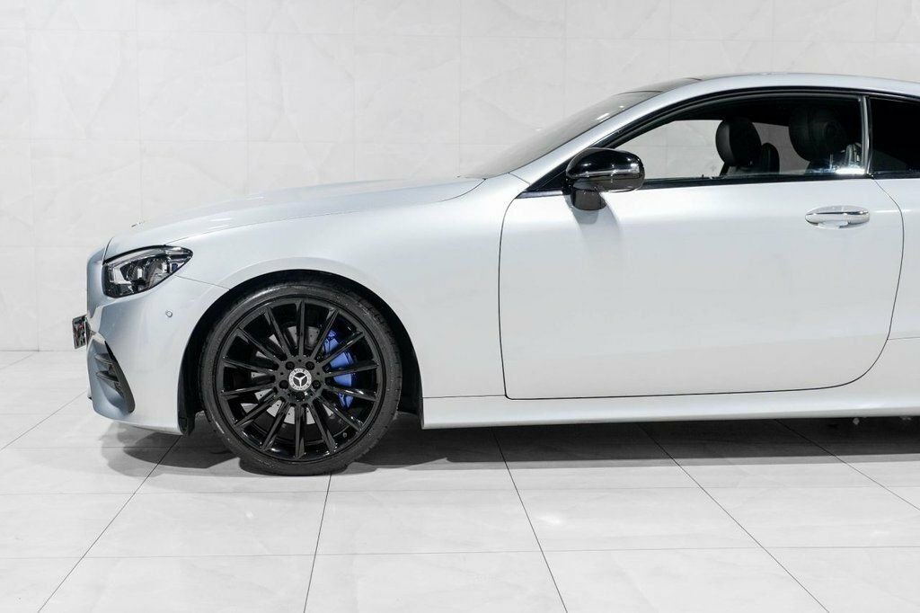 Mercedes-Benz E Class 2L Null Black #10