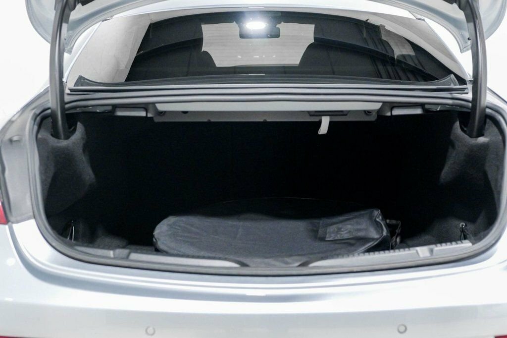 Mercedes-Benz E Class 2L Null Black #25
