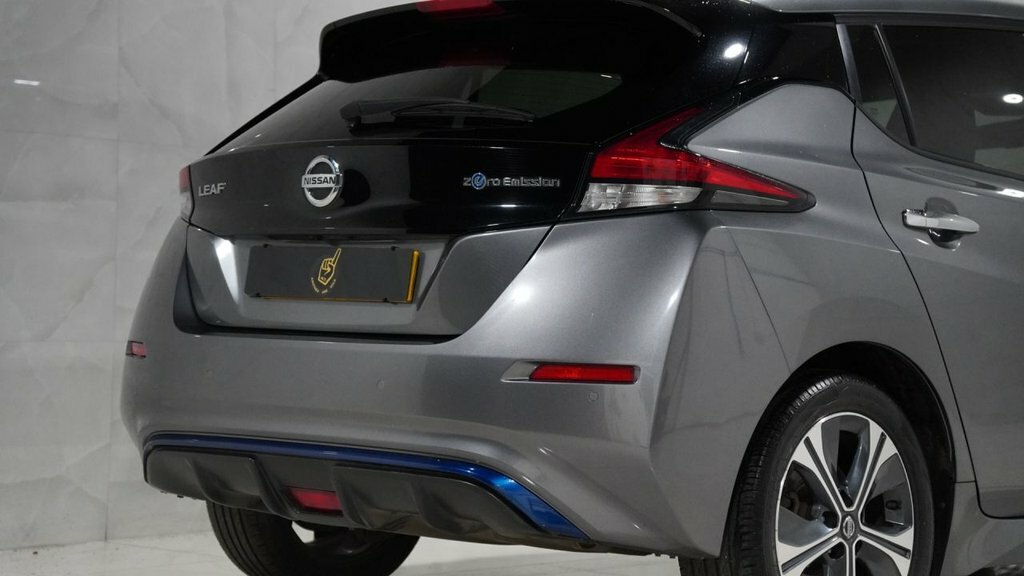 Nissan Leaf 0.0 E Plus Tekna 62Kwh 215 Bhp Black #24