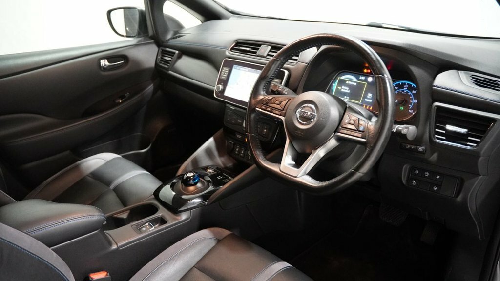 Nissan Leaf 0.0 E Plus Tekna 62Kwh 215 Bhp Black #9
