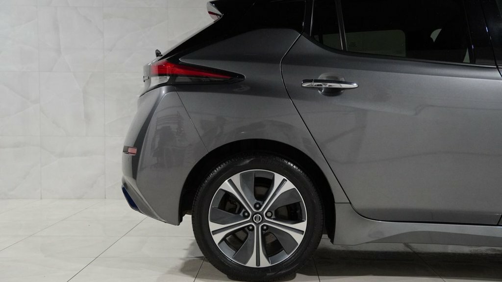 Nissan Leaf 0.0 E Plus Tekna 62Kwh 215 Bhp Black #16