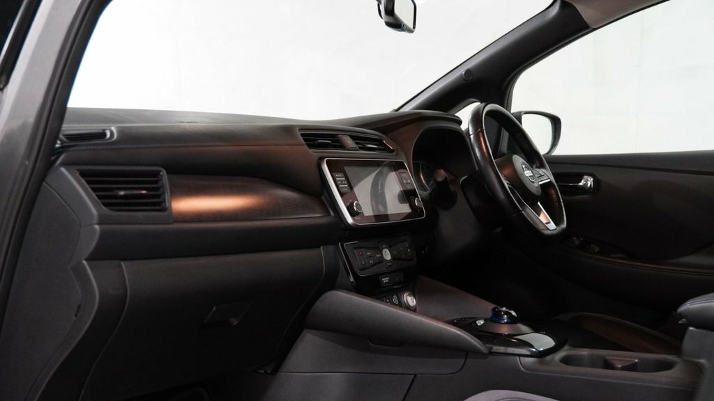 Nissan Leaf 0.0 E Plus Tekna 62Kwh 215 Bhp Black #37
