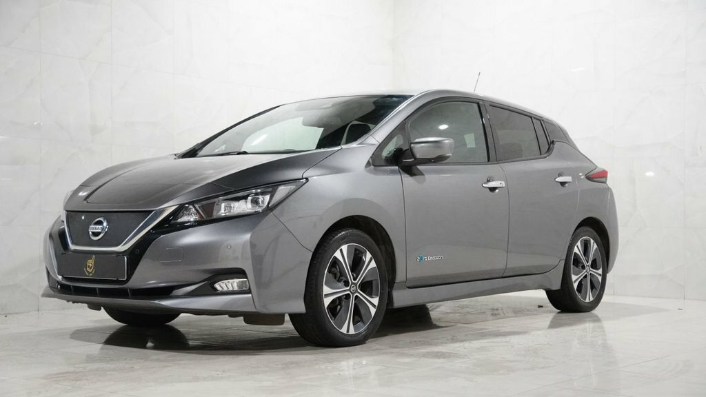 Nissan Leaf Hatchback Grey #3