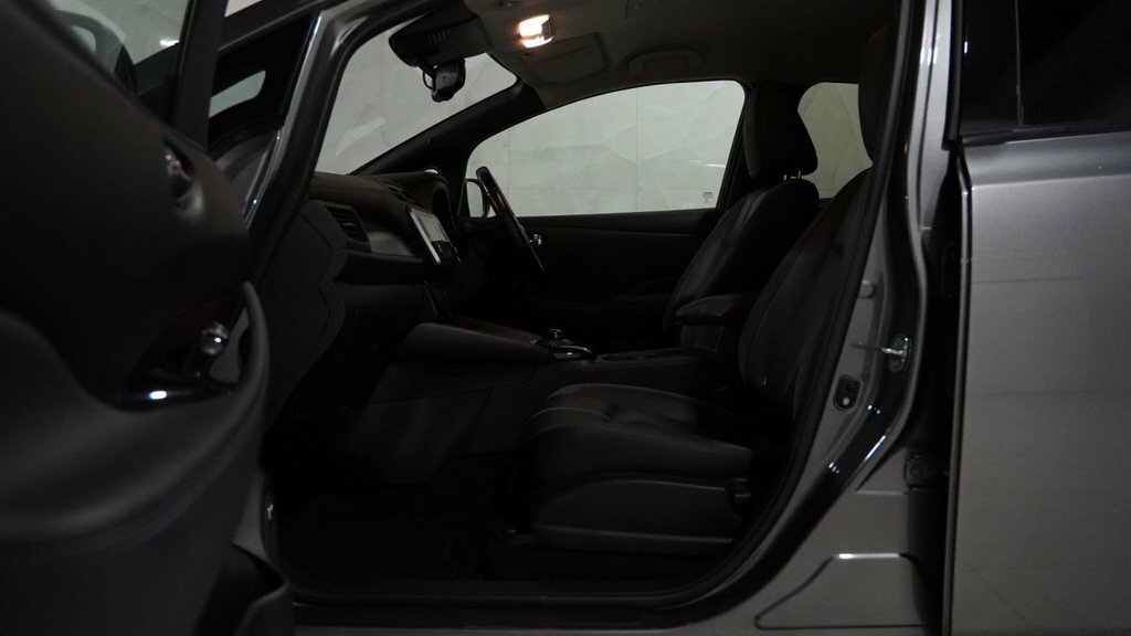 Nissan Leaf 0.0 E Plus Tekna 62Kwh 215 Bhp Black #34