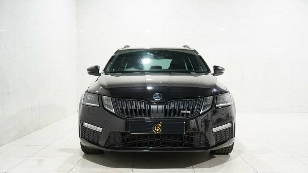 Skoda Octavia 2L Vrs Black #3