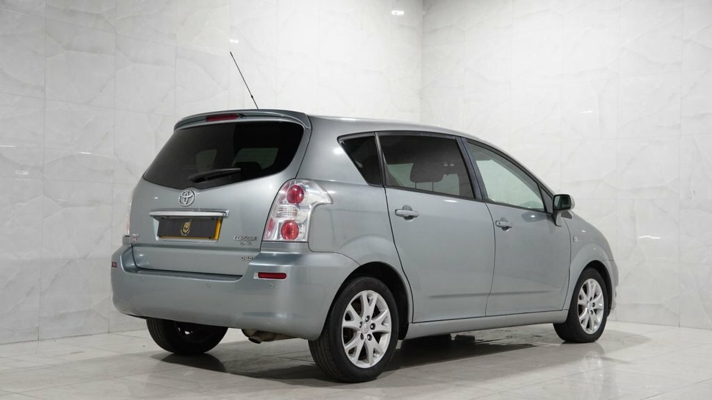 Toyota Corolla Verso Mpv Silver #5