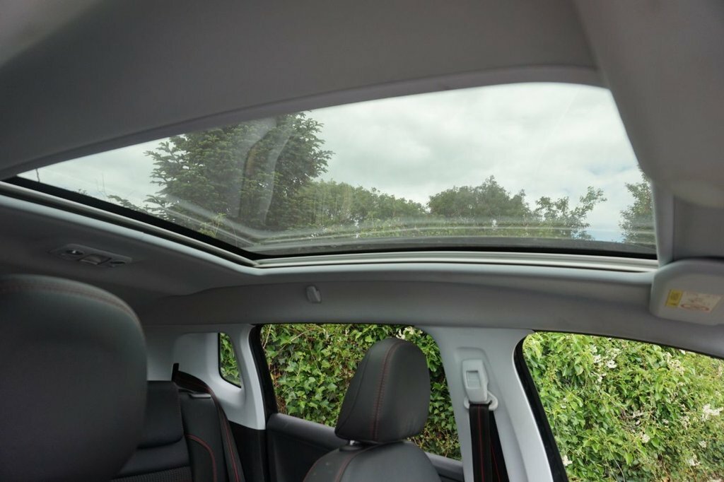 Peugeot 2008 Suv AF67CZJ Black #5