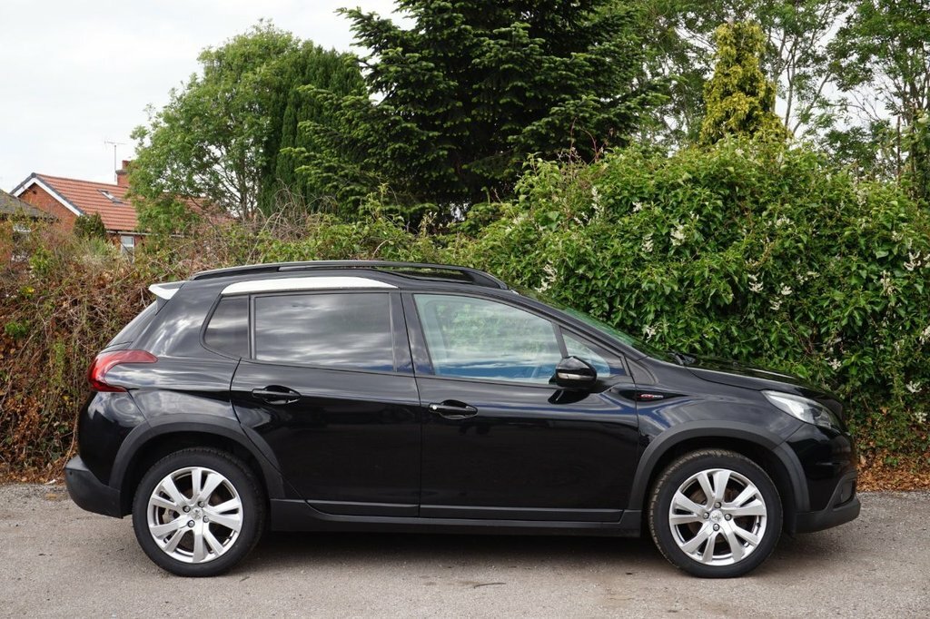 Peugeot 2008 Suv AF67CZJ Black #2