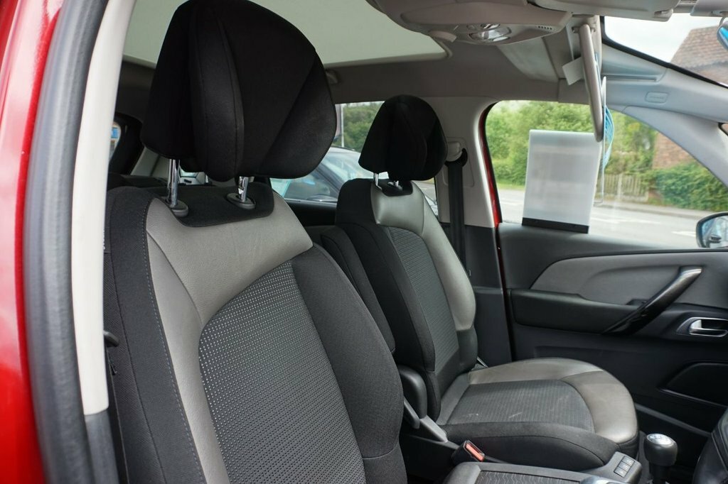 Citroen C4 Picasso 2L Exclusive Red #3