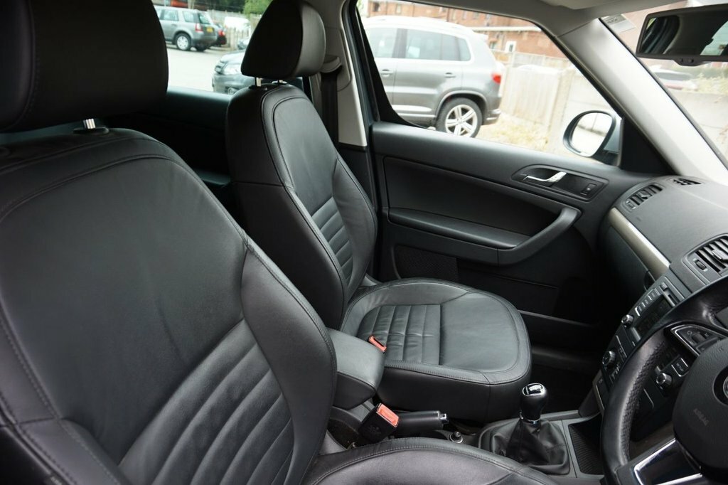Skoda Yeti 1.6L Elegance Grey #5
