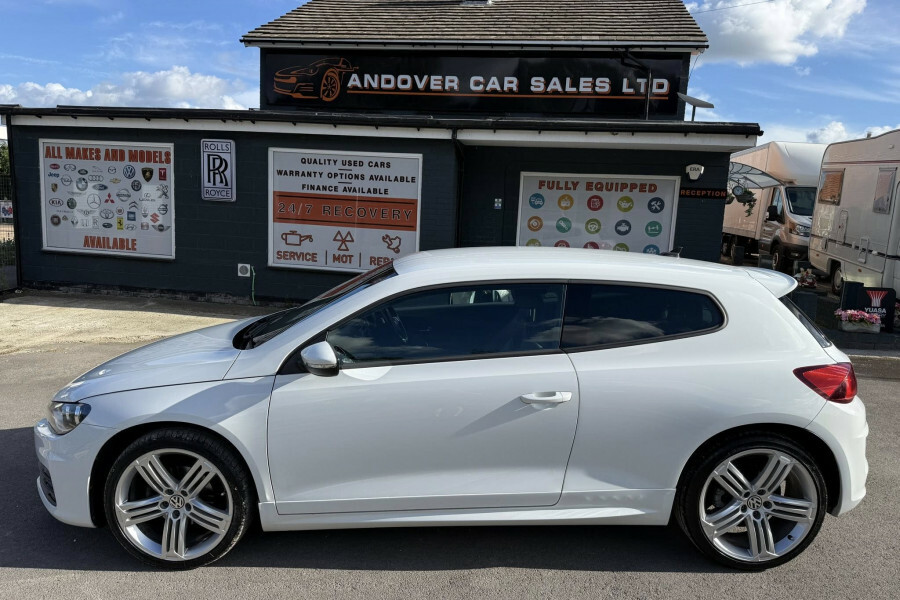 Volkswagen Scirocco Coupe White #2