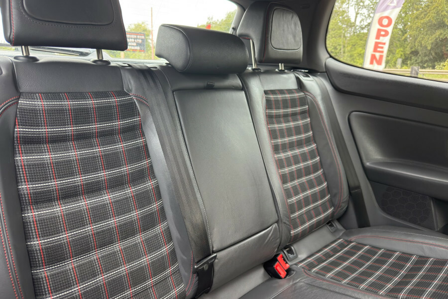 Volkswagen Golf 2007 Black #17