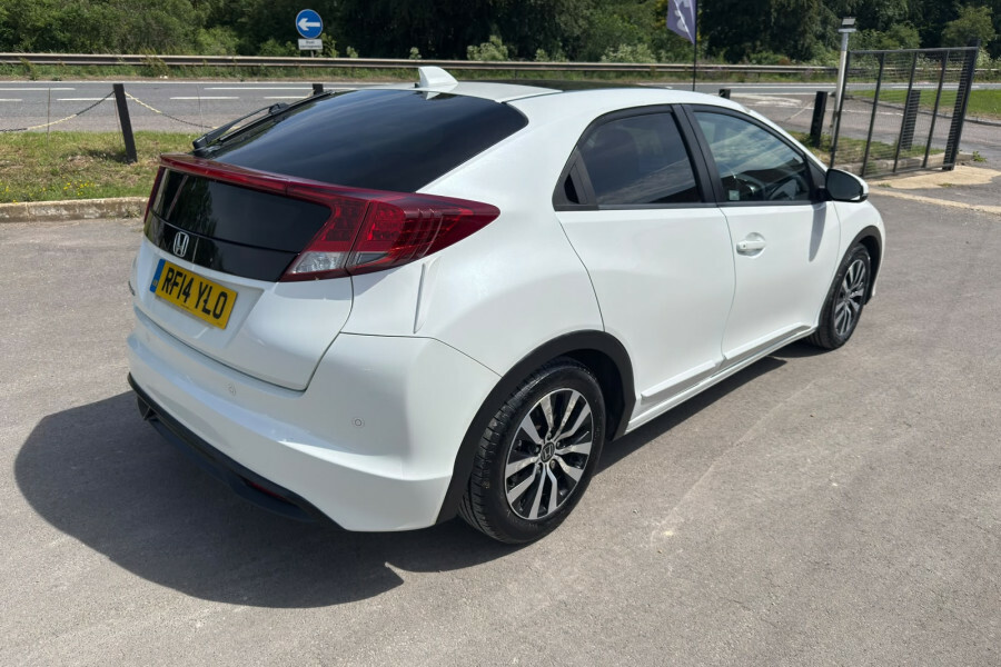 Honda Civic I-dtec Sr White #3