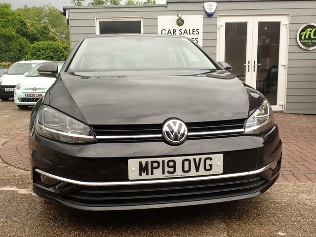 Volkswagen Golf 1.5 Tsi Evo Match Black #2