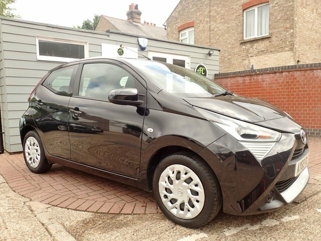 Toyota Aygo 1.0 Vvt-i X-play Hatchback AY69VLT Black #6